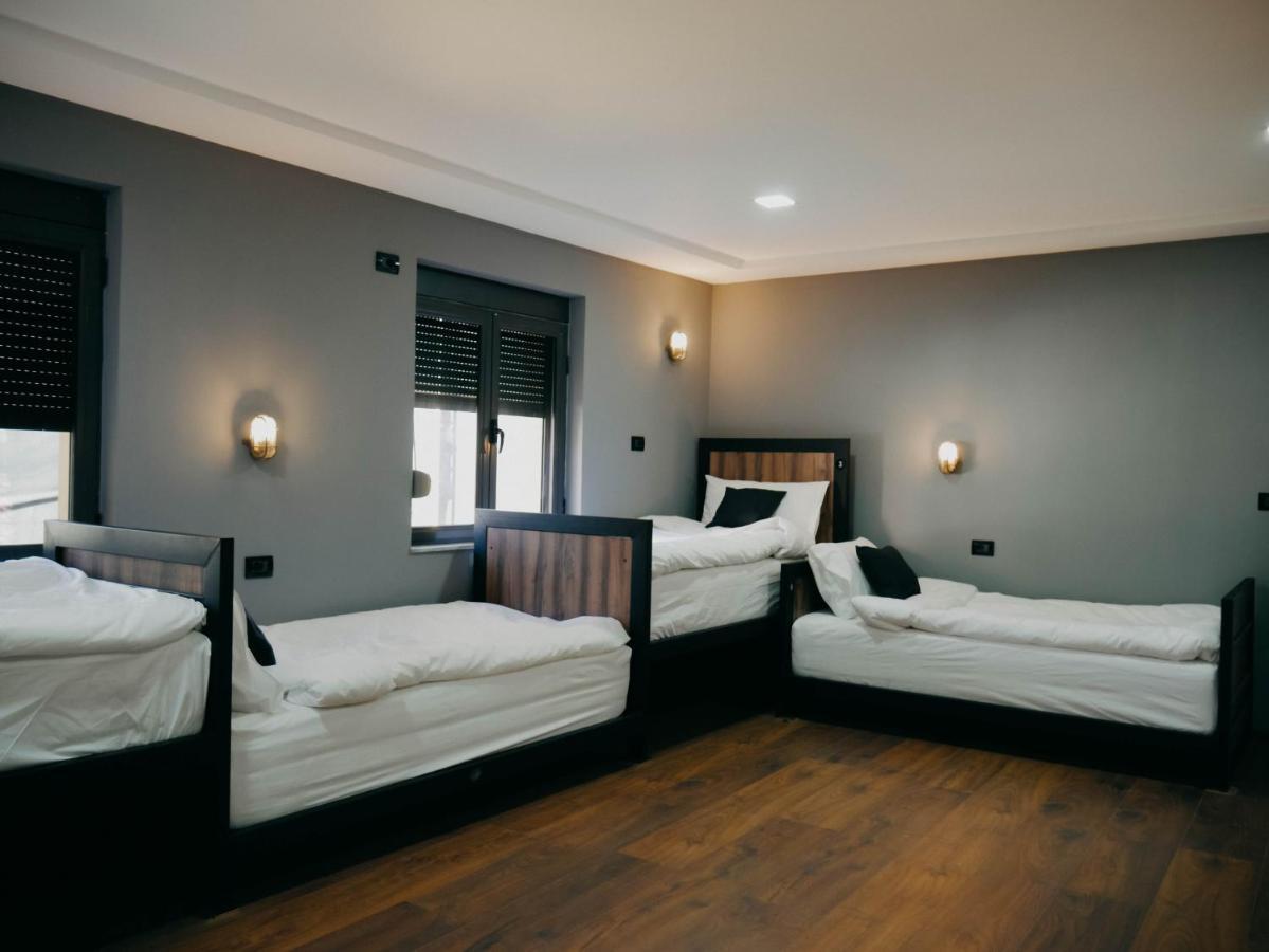 تيرانا The Maze Hostel المظهر الخارجي الصورة